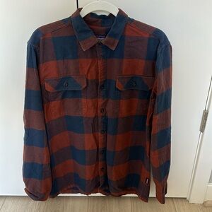 Patagonia Men’s Organic Cotton Button Down. Size Medium.